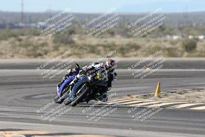 media/Jan-15-2026-Racers Edge (Thu) [[dfebeb70ab]]/3-B Group/Session 2 (Turn 11)/